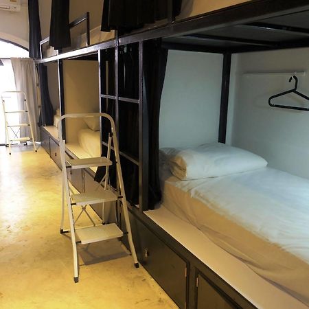 Seek Sleep Hostel バンコク都 エクステリア 写真